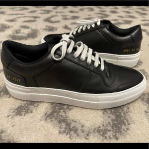 Common projects sneakers size 37